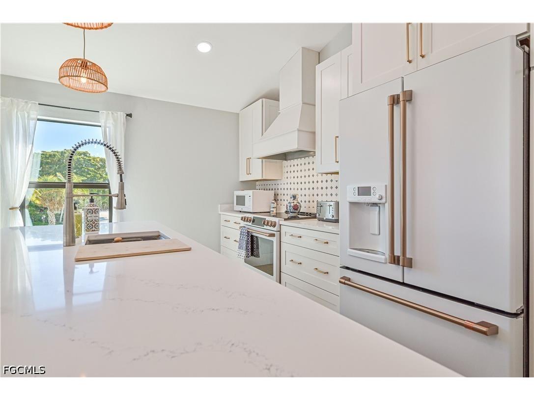 27541 Hickory Bay Drive Bonita Springs FL 34134 2026015197 image14