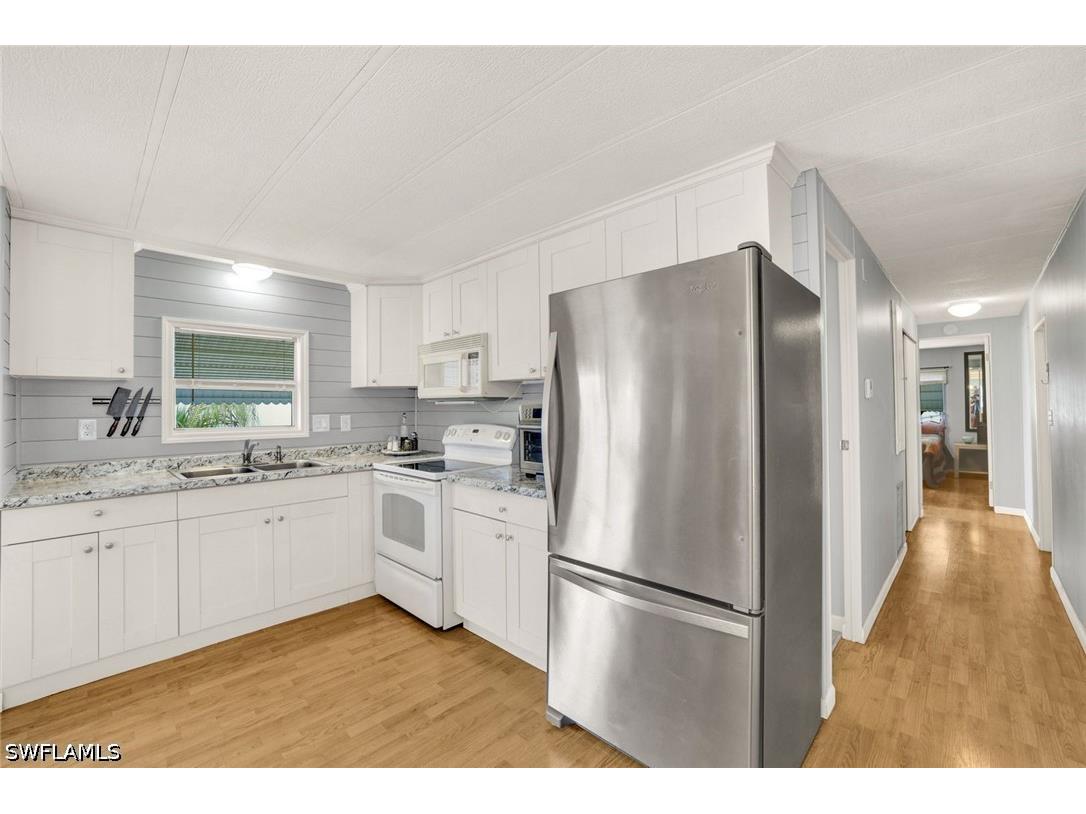 27543 Hoenie Drive Bonita Springs FL 34135 226013301 image10