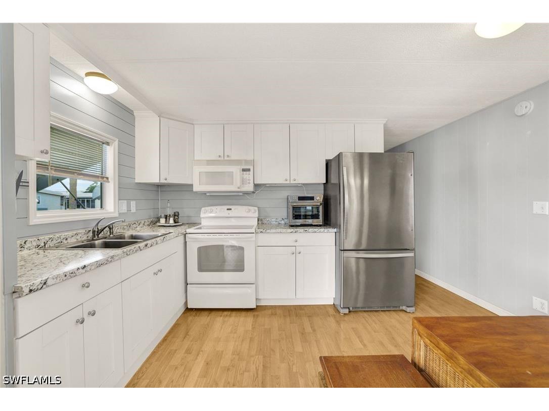 27543 Hoenie Drive Bonita Springs FL 34135 226013301 image11