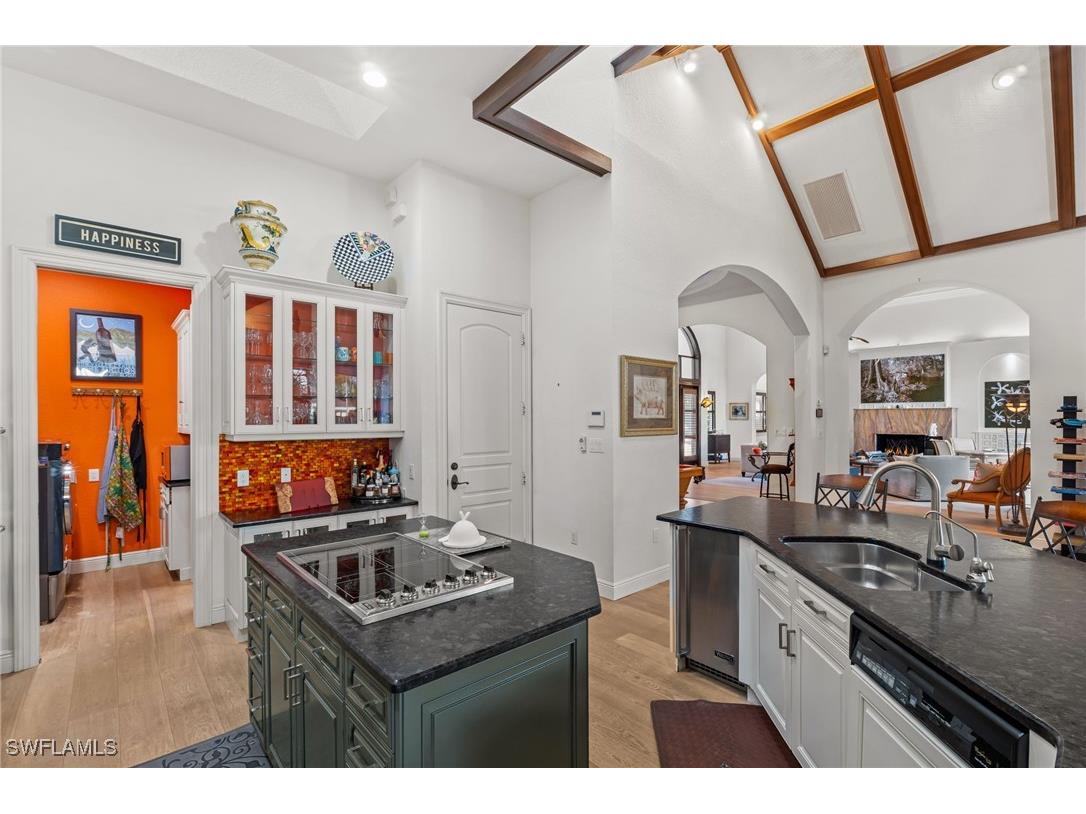 2755 Lantern Lane Naples FL 34102 225067765 image8