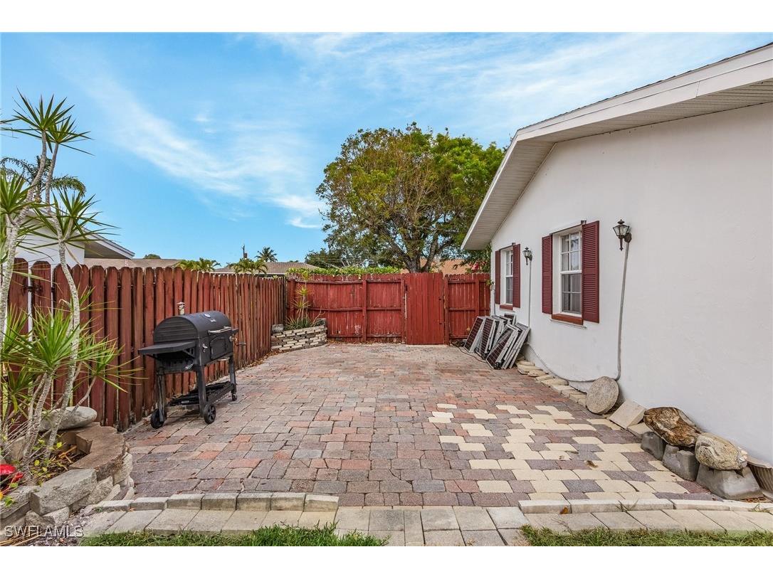 27553 Playa Del Rey Lane Bonita Springs FL 34135 225045087 image33