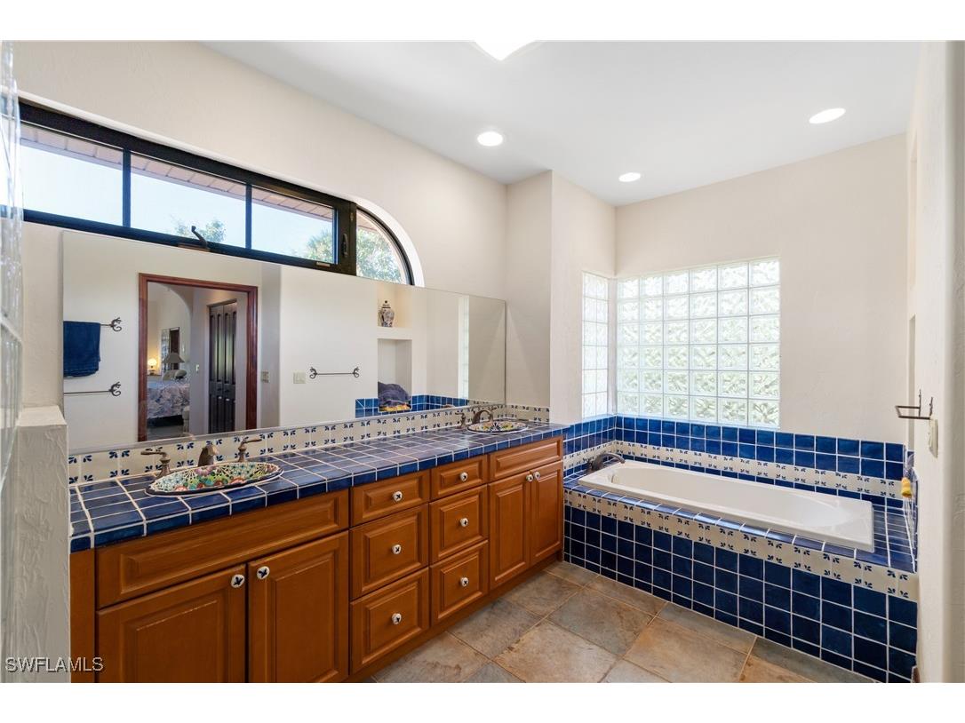 27557 Shore Drive Bonita Springs FL 34134 225077782 image25