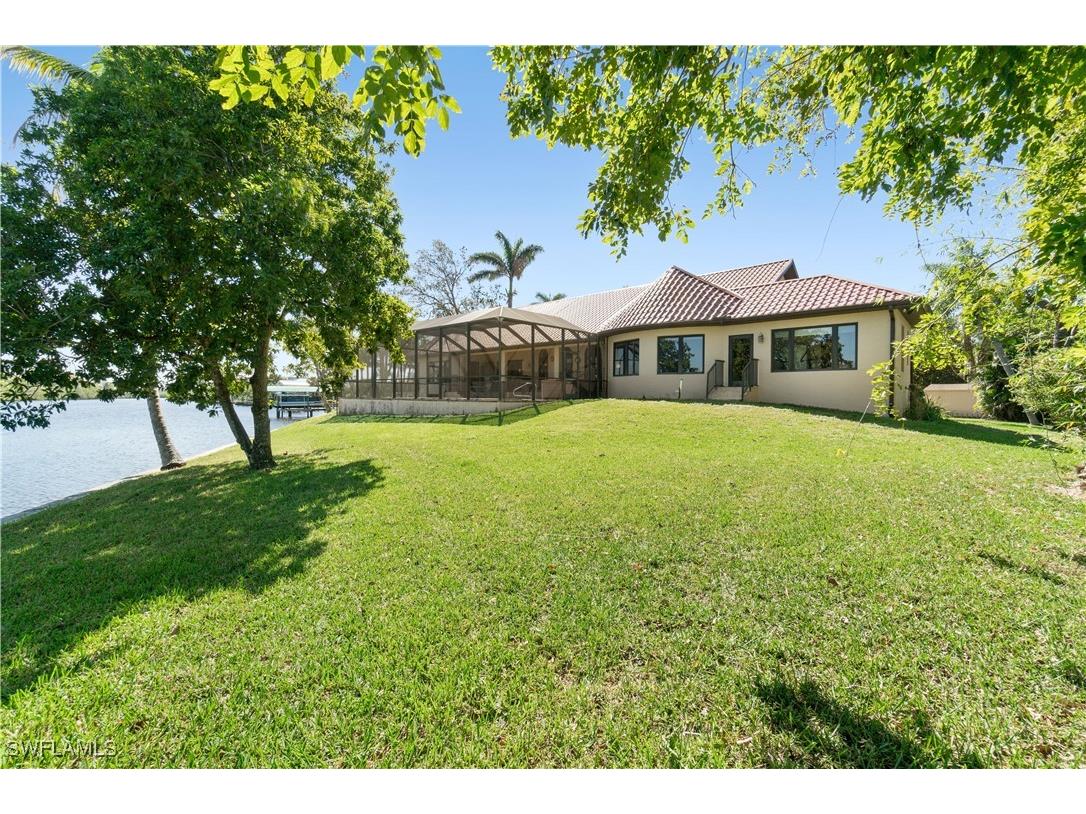 27557 Shore Drive Bonita Springs FL 34134 225077782 image39