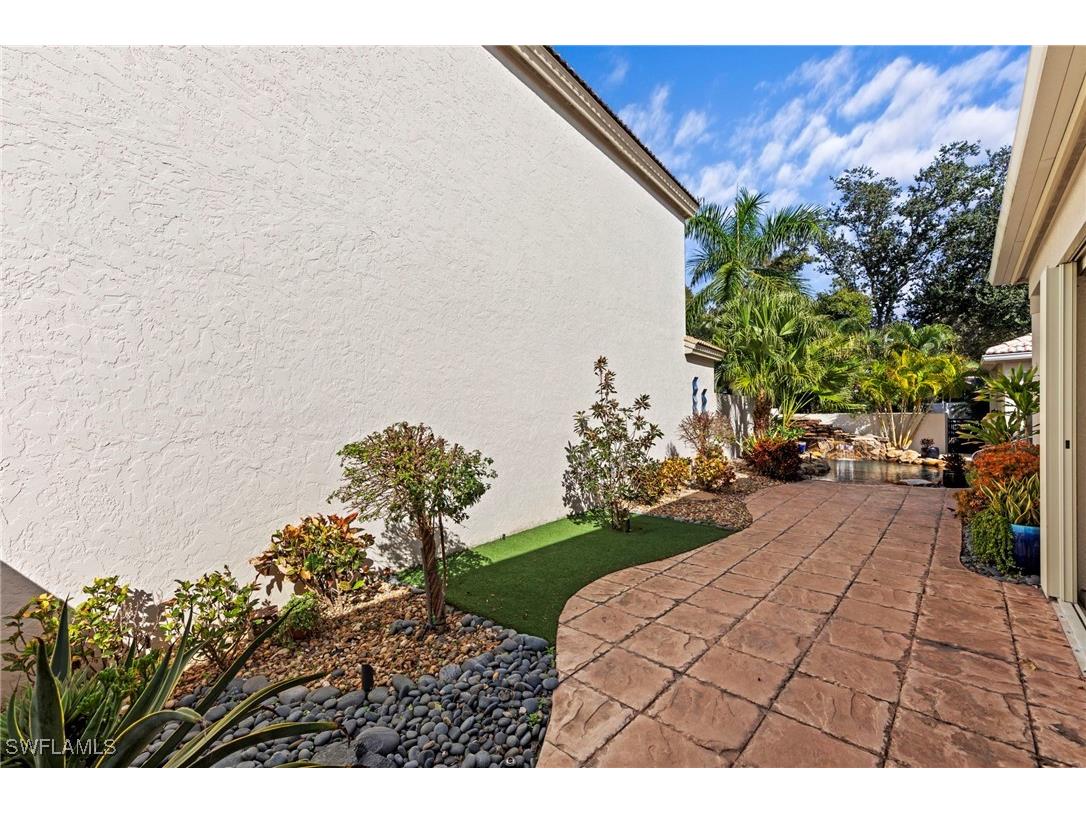 27567 Riverbank Drive Bonita Springs FL 34134 225083244 image34