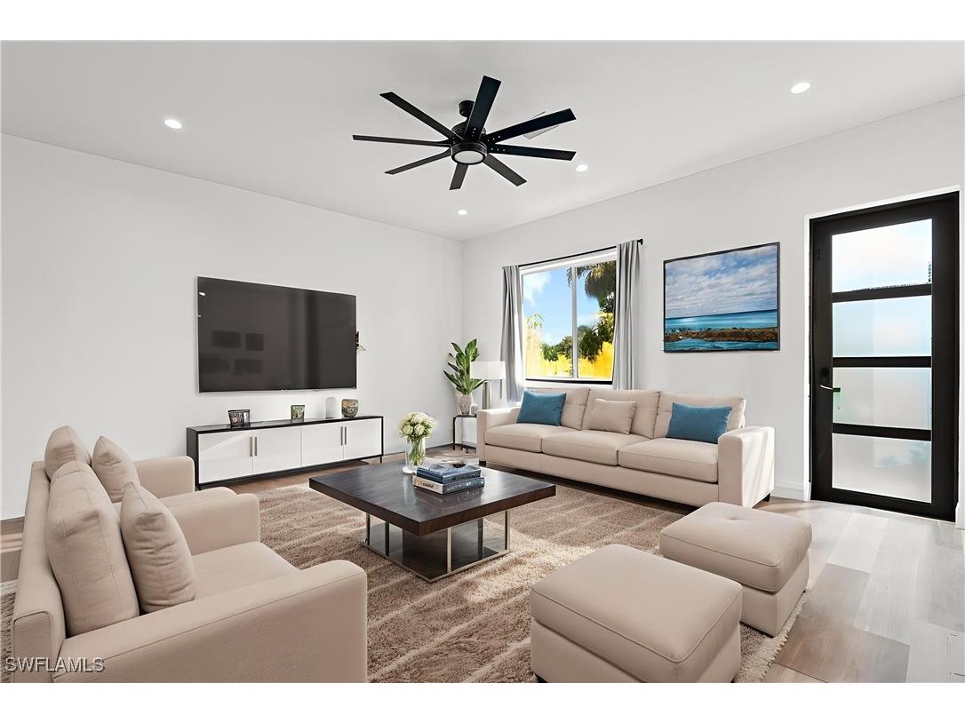 2757 36th Avenue SE Naples FL 34117 225080158 image1