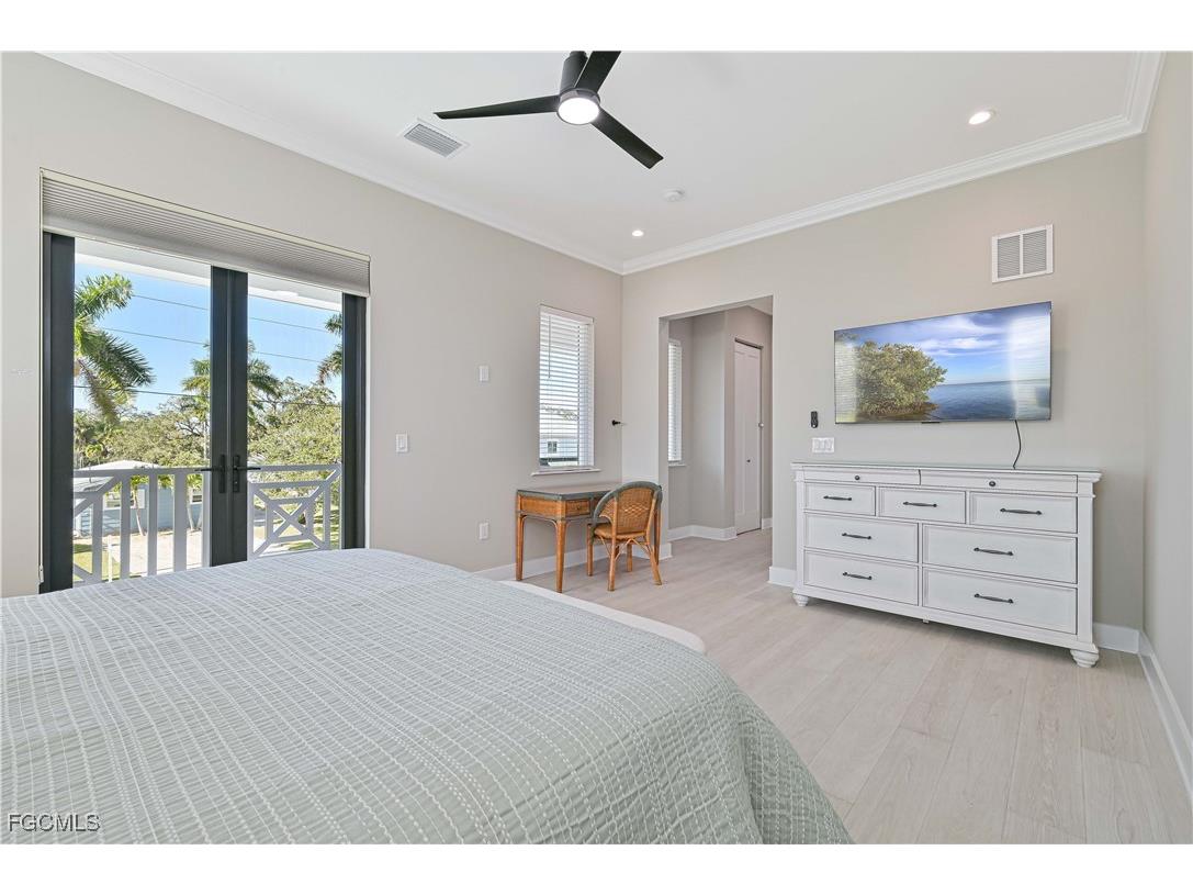 27570 Tarpon Way Bonita Springs FL 34134 2025026263 image38