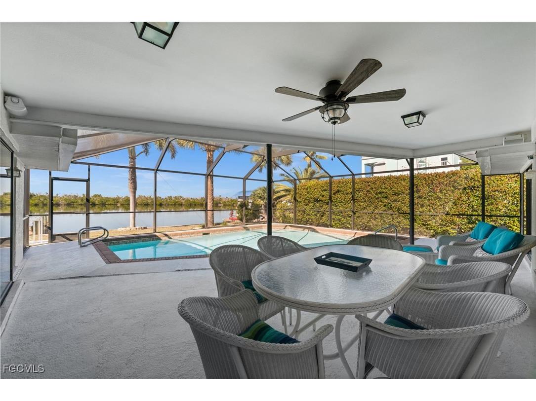 2758 8th Avenue Saint James City FL 33956 2026004048 image1