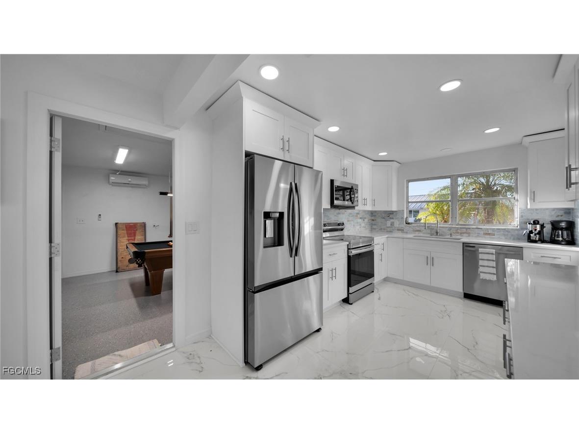 2758 Bruce Street Matlacha FL 33993 2025005859 image16