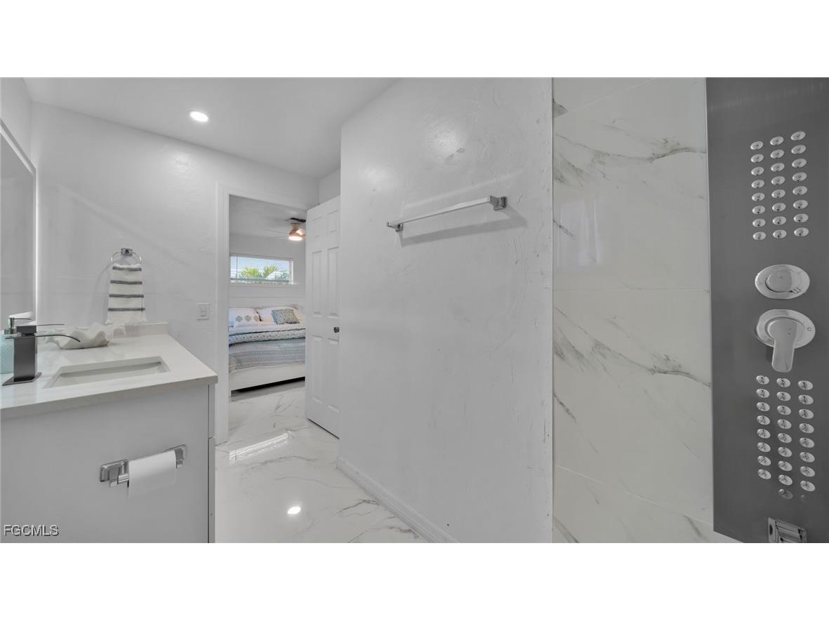 2758 Bruce Street Matlacha FL 33993 2025005859 image21