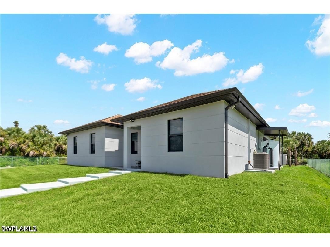 2759 18th Avenue SE Naples FL 34117 226021955 image38