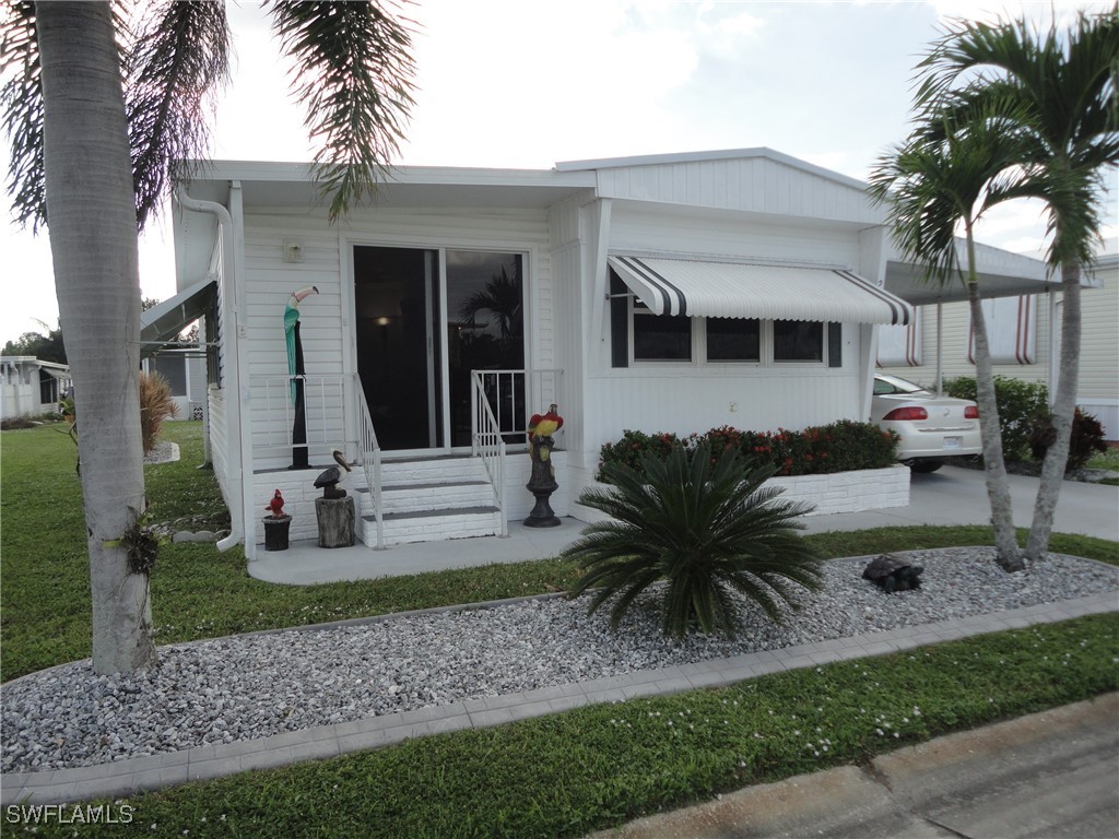 2759 Deerfield Drive North Fort Myers FL 33917 224093968 image1
