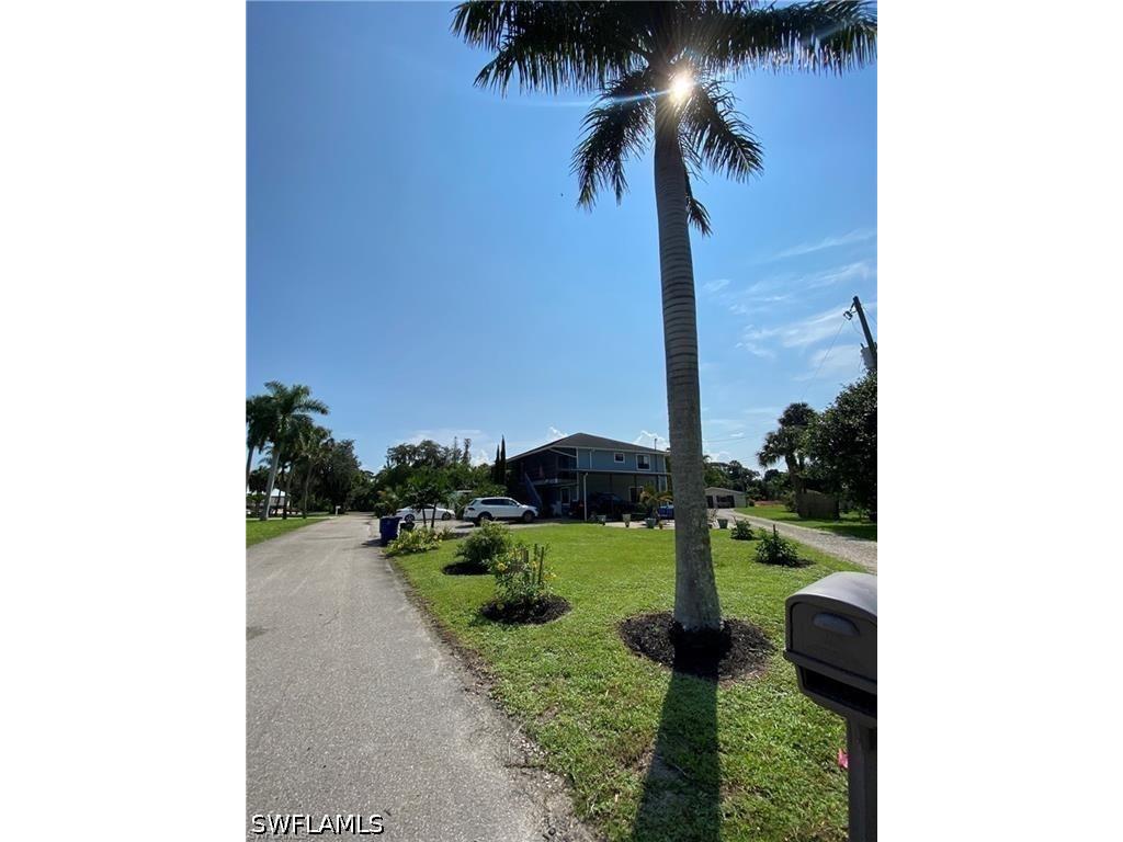 27599 Lime Street Bonita Springs FL 34135 226019510 image3