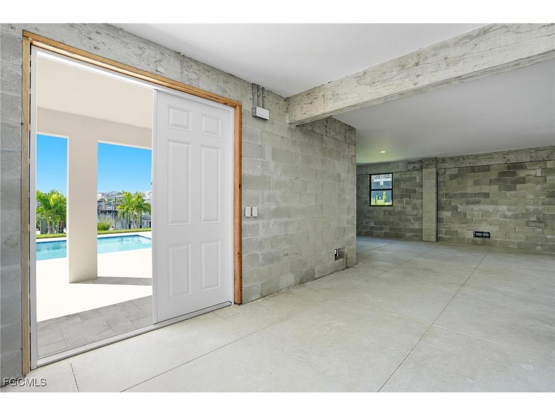 276 Albatross Street Fort Myers Beach FL 33931 2025010530 image31