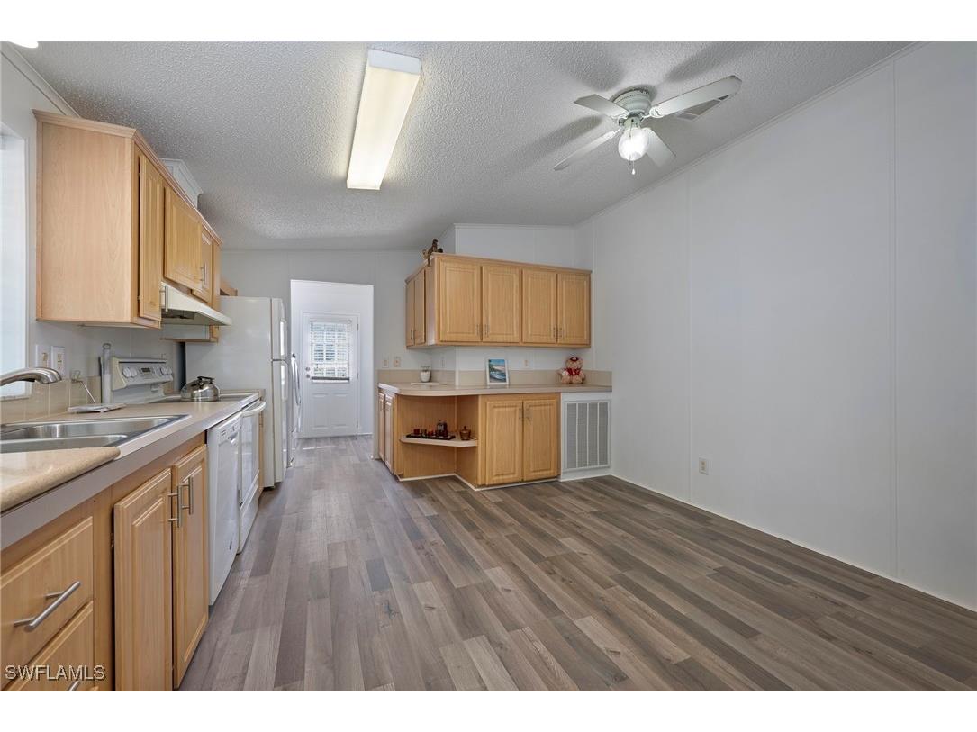 276 Grosbeak Lane #276 Naples FL 34114 225078248 image4