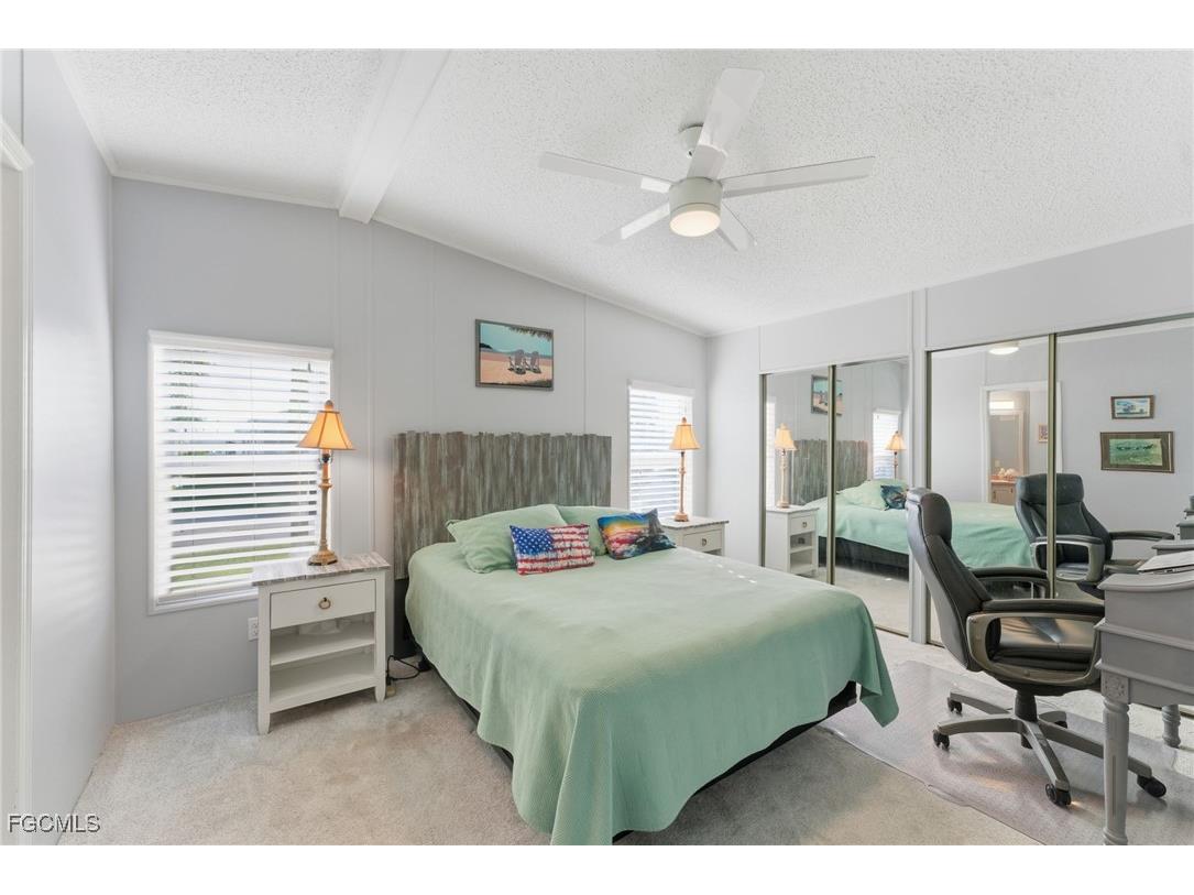 276 Lakeside Drive North Fort Myers FL 33903 2025015327 image19