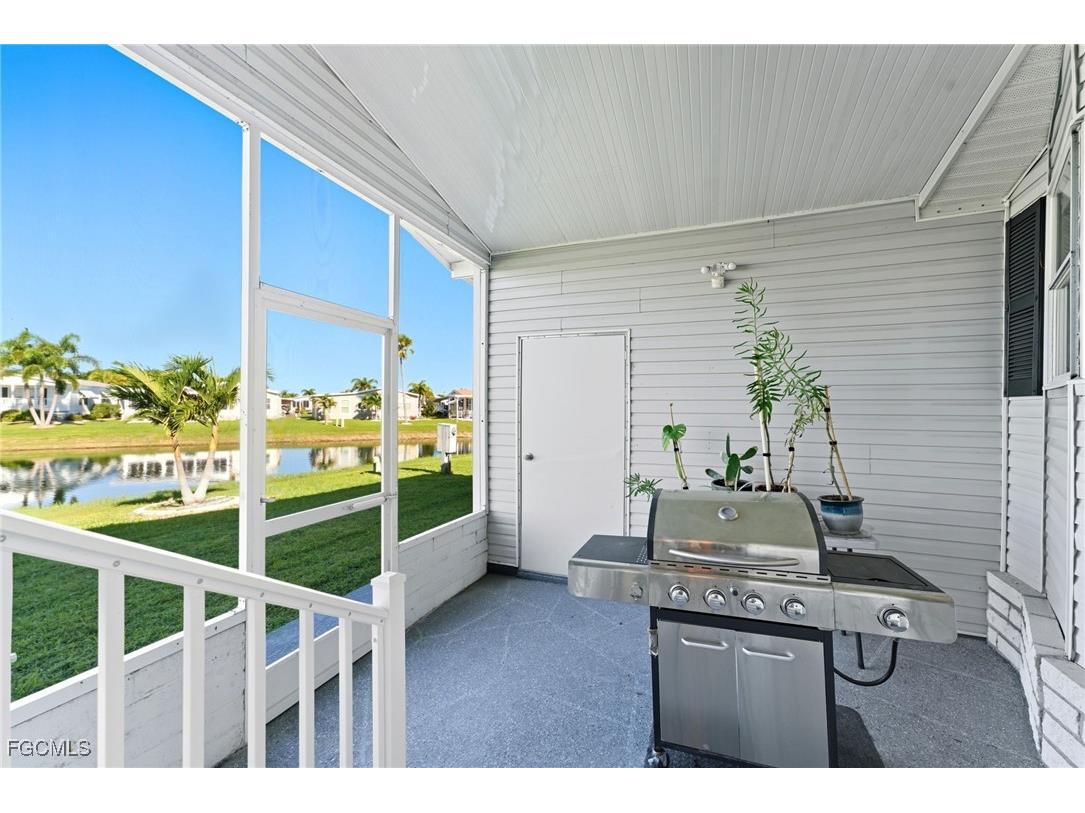 276 Lakeside Drive North Fort Myers FL 33903 2025015327 image22