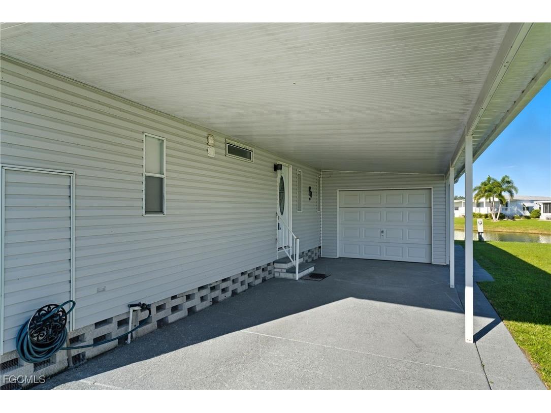 276 Lakeside Drive North Fort Myers FL 33903 2025015327 image26