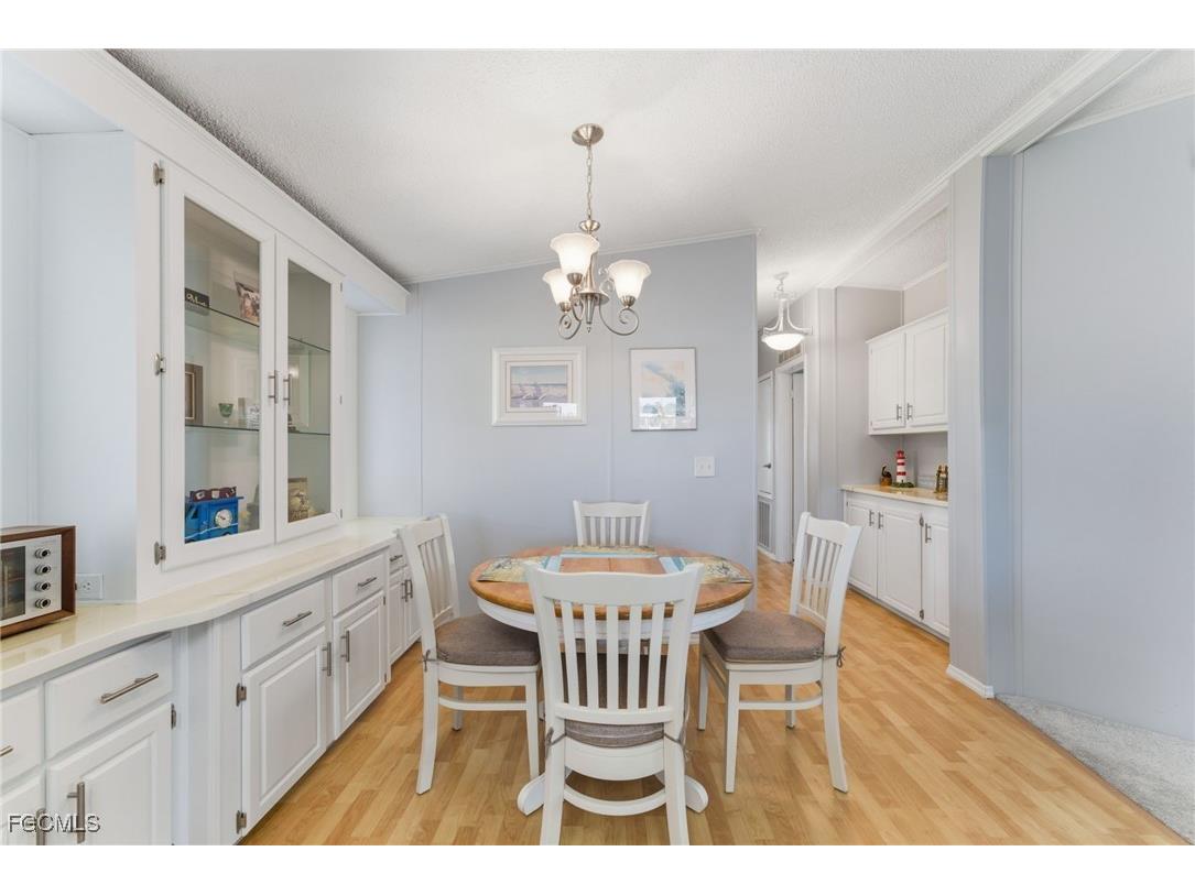 276 Lakeside Drive North Fort Myers FL 33903 2025015327 image7