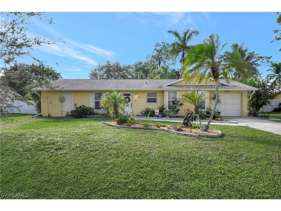 2760 Clipper Way Naples FL 34104 224008209 image1