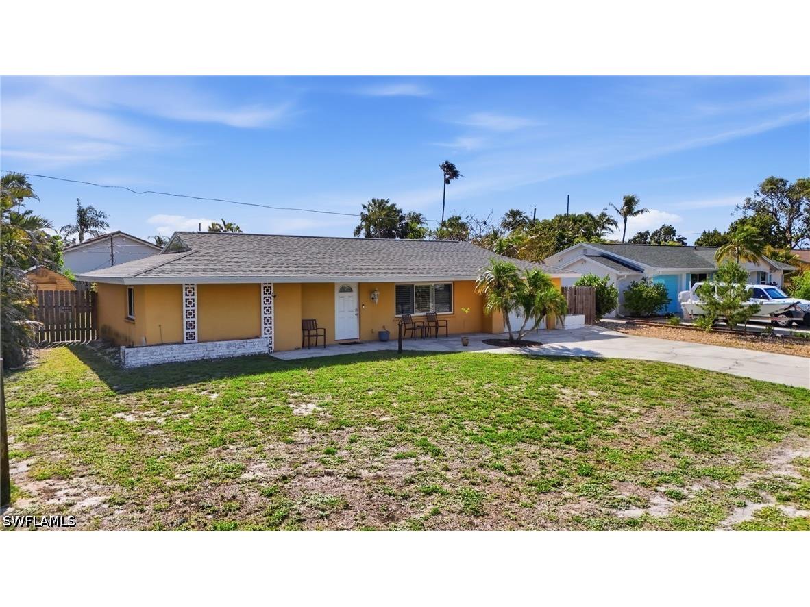 27605 Playa Del Rey Lane Bonita Springs FL 34135 226013650 image2