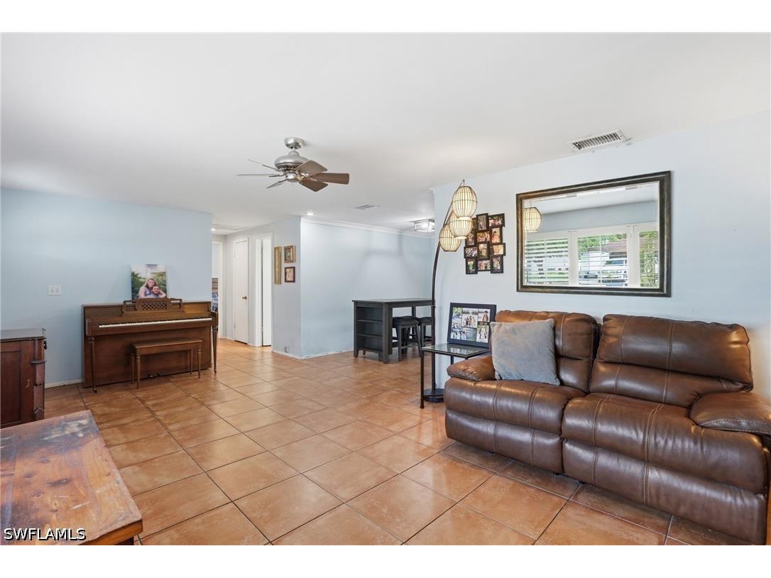 27605 Playa Del Rey Lane Bonita Springs FL 34135 226013650 image5