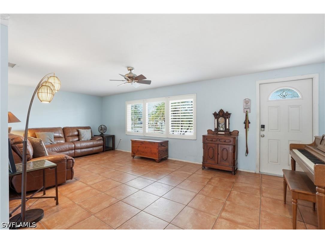 27605 Playa Del Rey Lane Bonita Springs FL 34135 226013650 image6