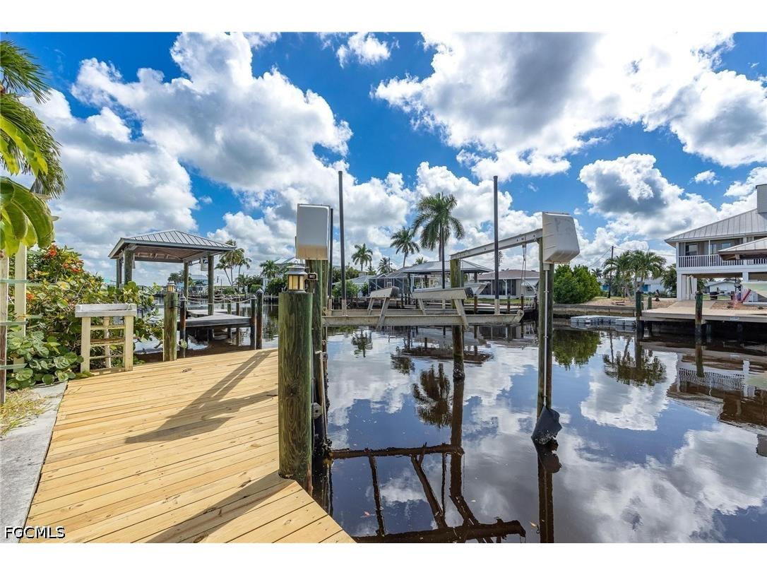 2761 Geary Street Matlacha FL 33993 2026015648 image7