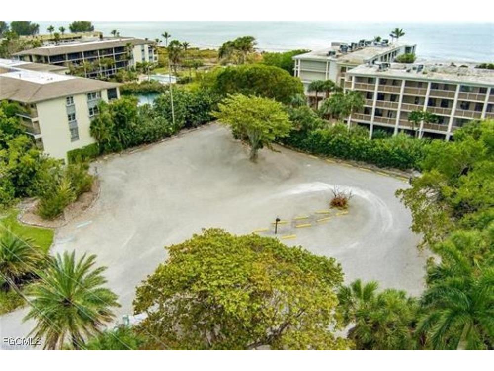 2761 W Gulf Drive Sanibel FL 33957 2025009243 image1