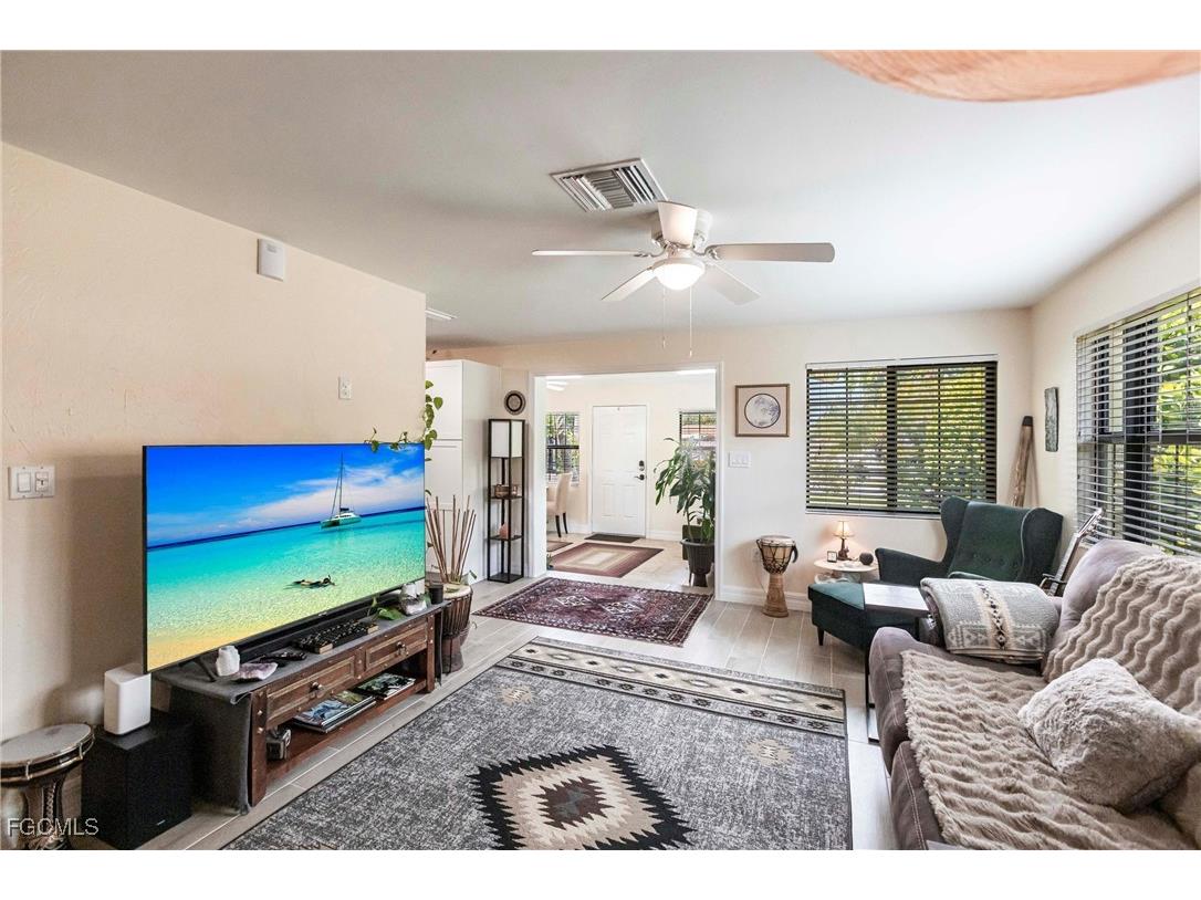 27654 Franklin Street Bonita Springs FL 34134 2025006275 image10