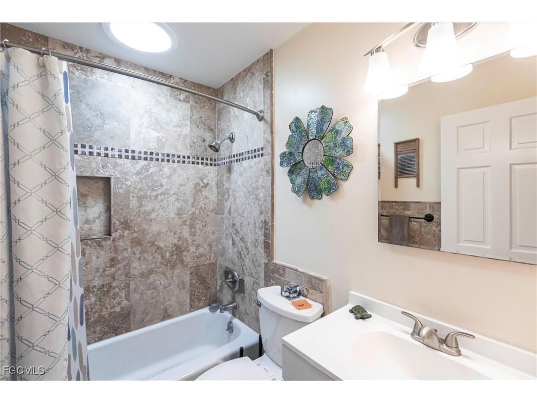 27654 Franklin Street Bonita Springs FL 34134 2025006275 image18