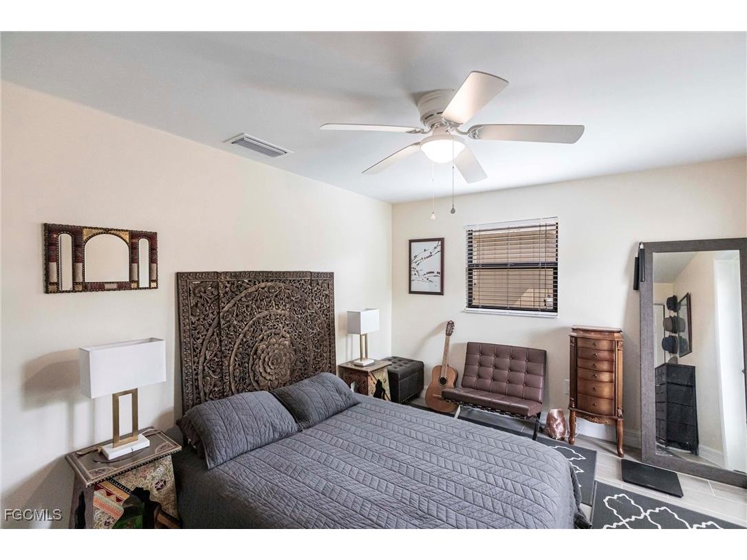 27654 Franklin Street Bonita Springs FL 34134 2025006275 image20