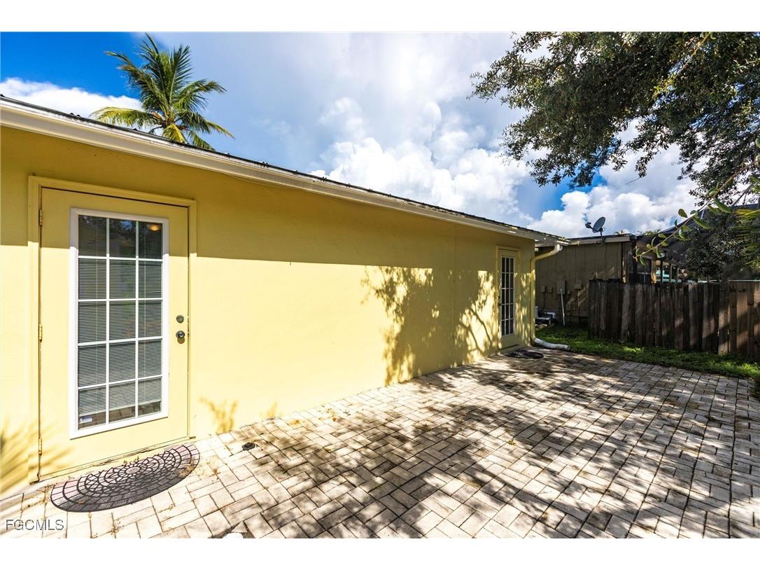 27654 Franklin Street Bonita Springs FL 34134 2025006275 image22