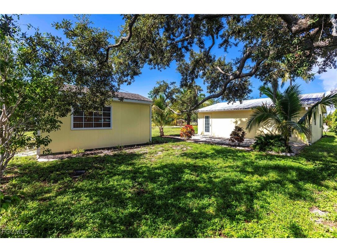 27654 Franklin Street Bonita Springs FL 34134 2025006275 image24