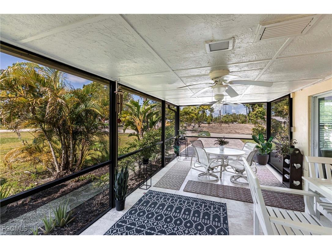 27654 Franklin Street Bonita Springs FL 34134 2025006275 image29