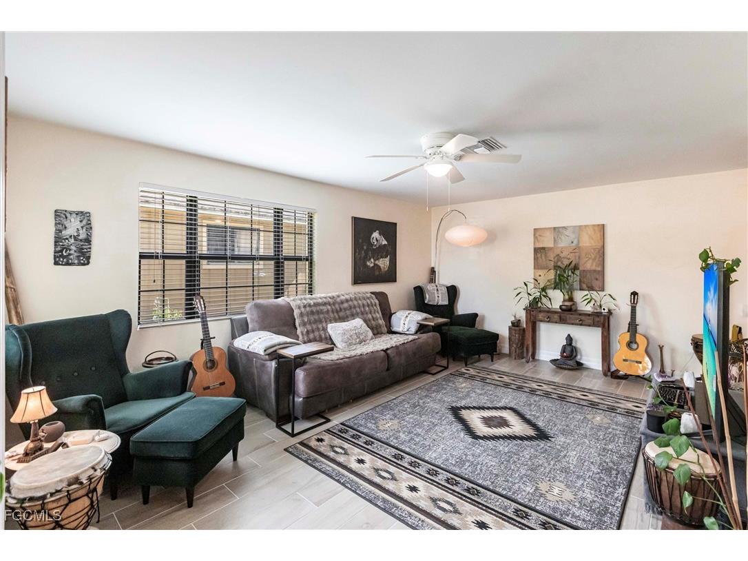 27654 Franklin Street Bonita Springs FL 34134 2025006275 image8