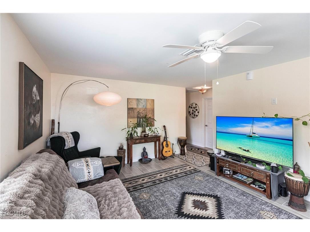 27654 Franklin Street Bonita Springs FL 34134 2025006275 image9