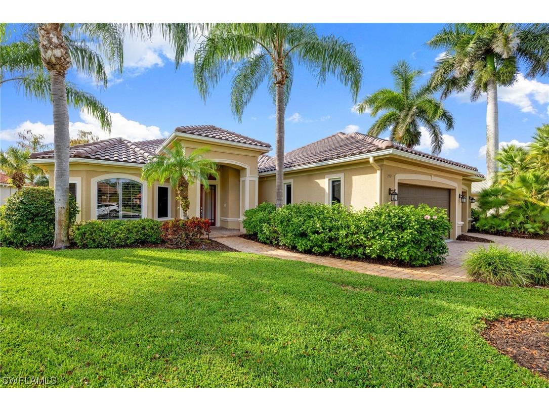 2767 Olde Cypress Drive Naples FL 34119 223087752 image1