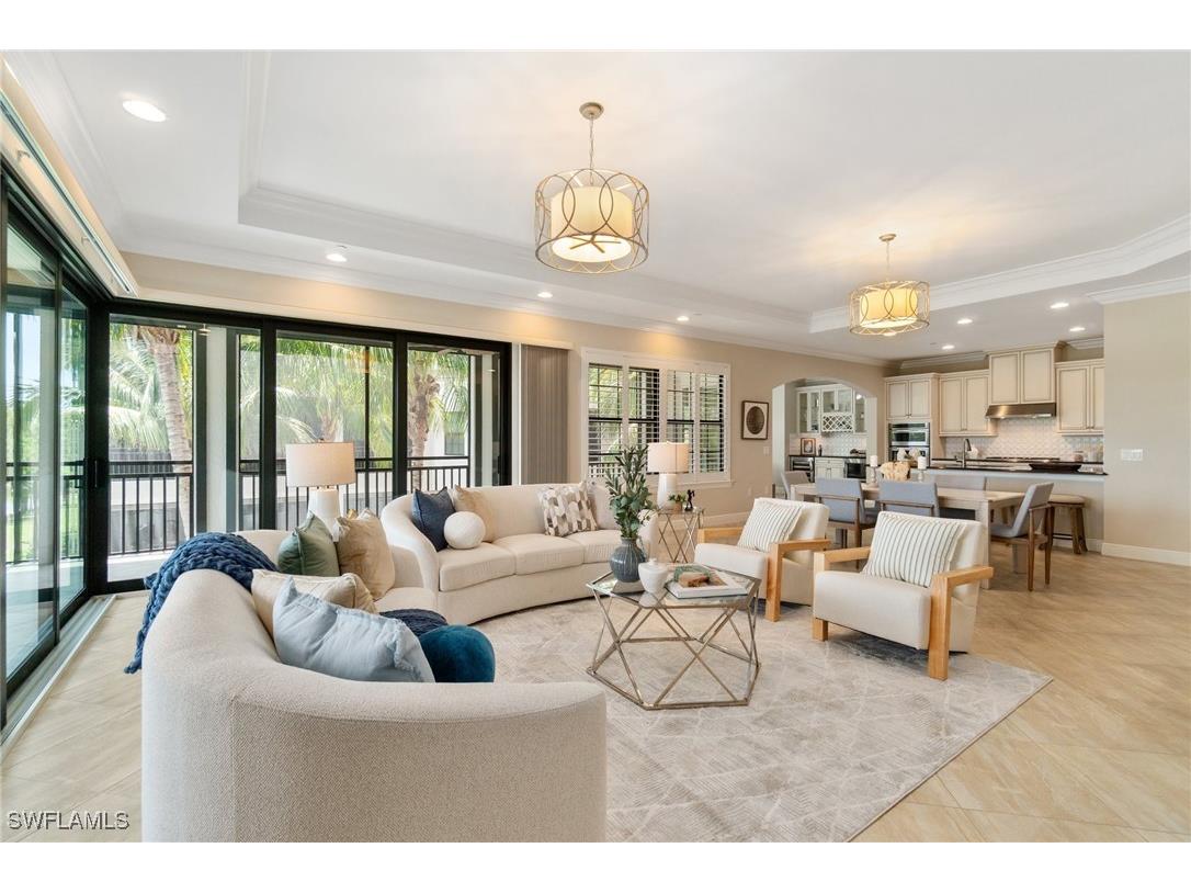 2768 Tiburon Boulevard E #202 Naples FL 34109 225053436 image1