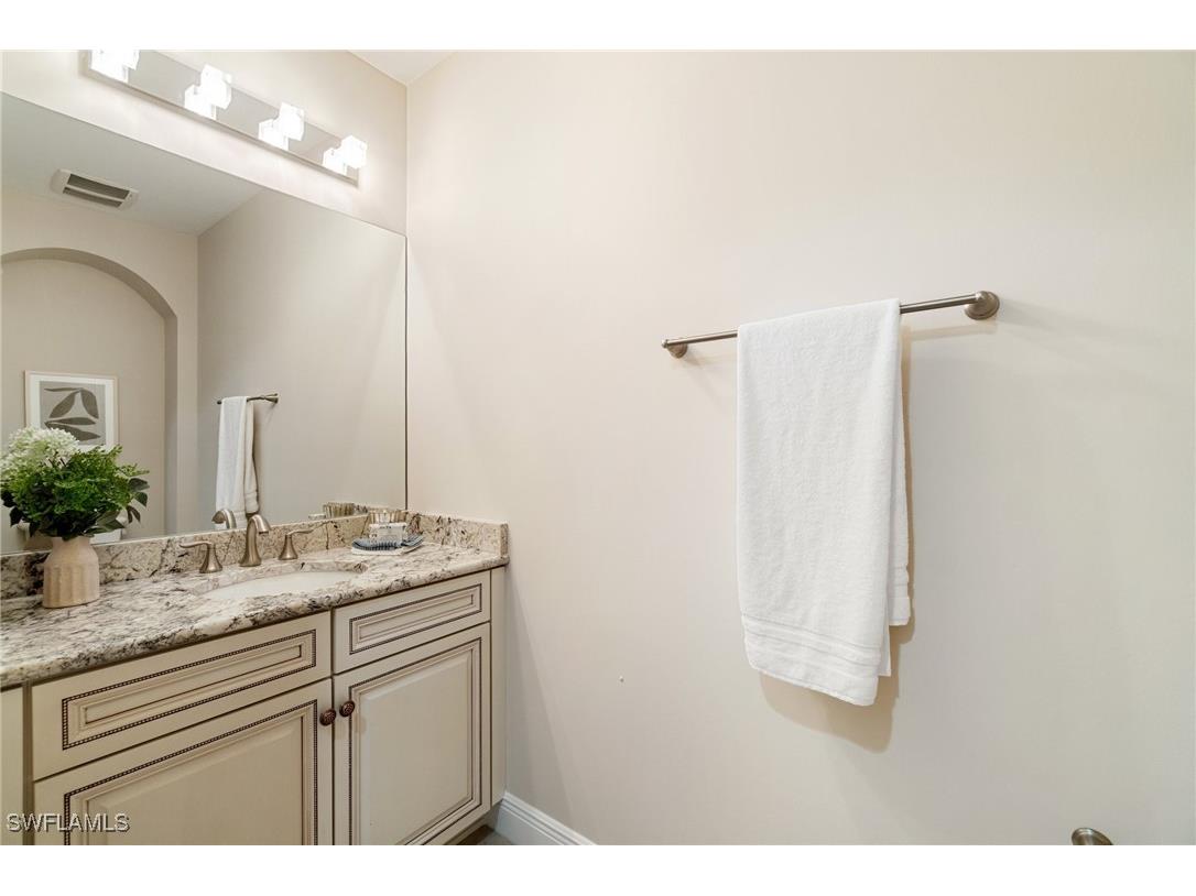 2768 Tiburon Boulevard E #202 Naples FL 34109 225053436 image30