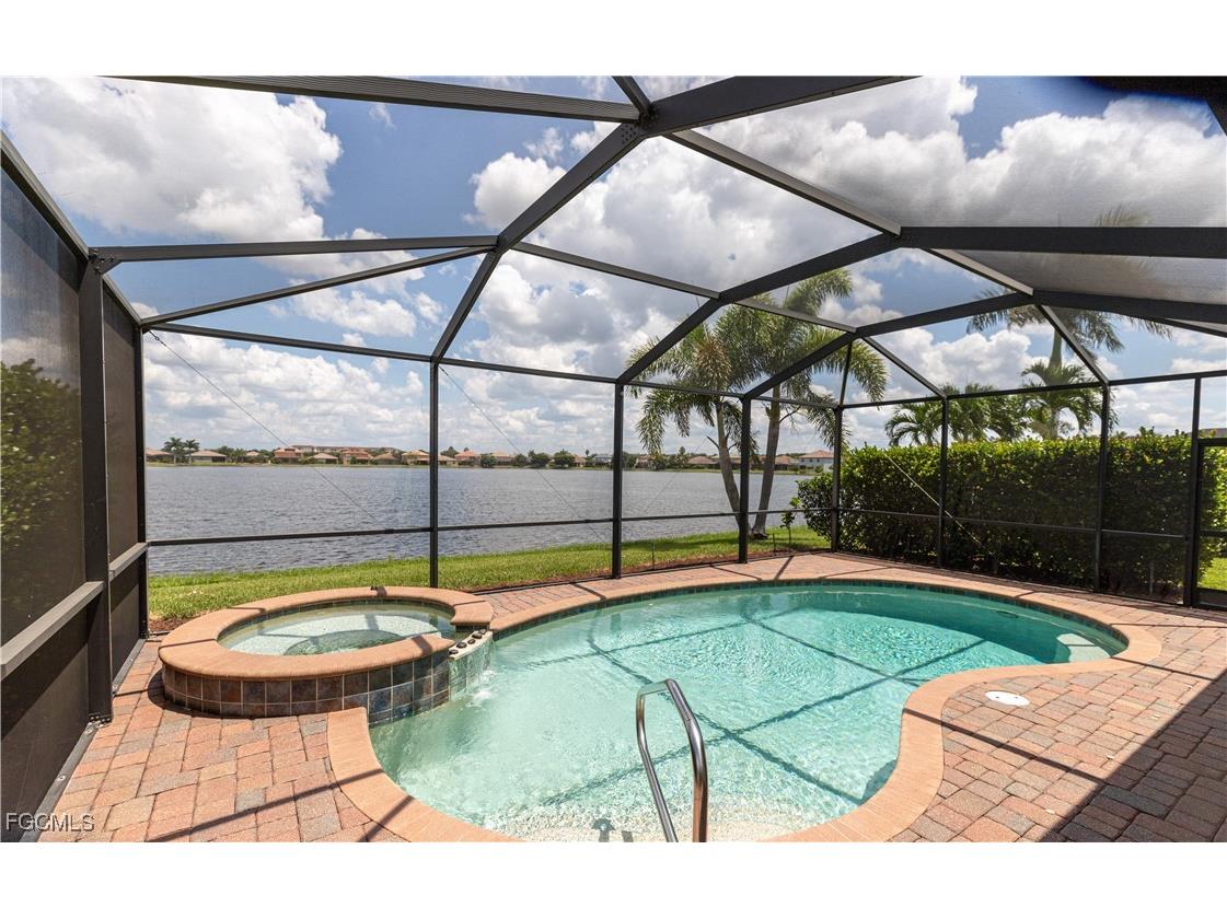 2769 Via Piazza Loop Fort Myers FL 33905 2025025139 image1