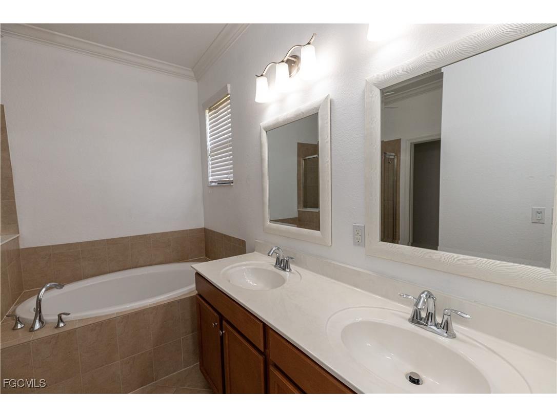 2769 Via Piazza Loop Fort Myers FL 33905 2025025139 image16