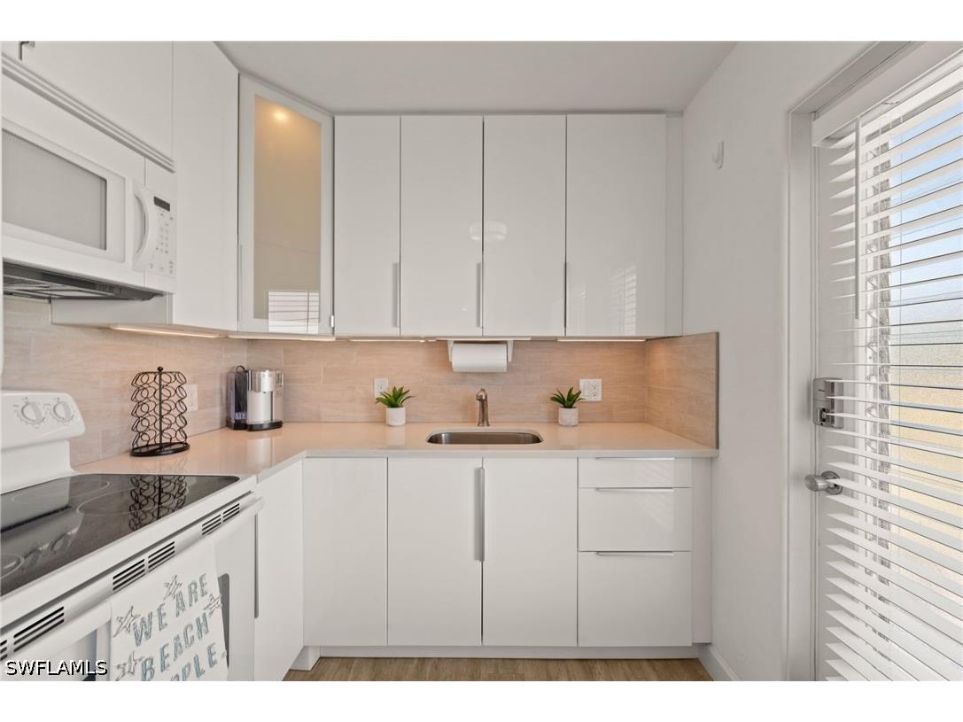 277 8th Avenue S #277 Naples FL 34102 226012829 image4