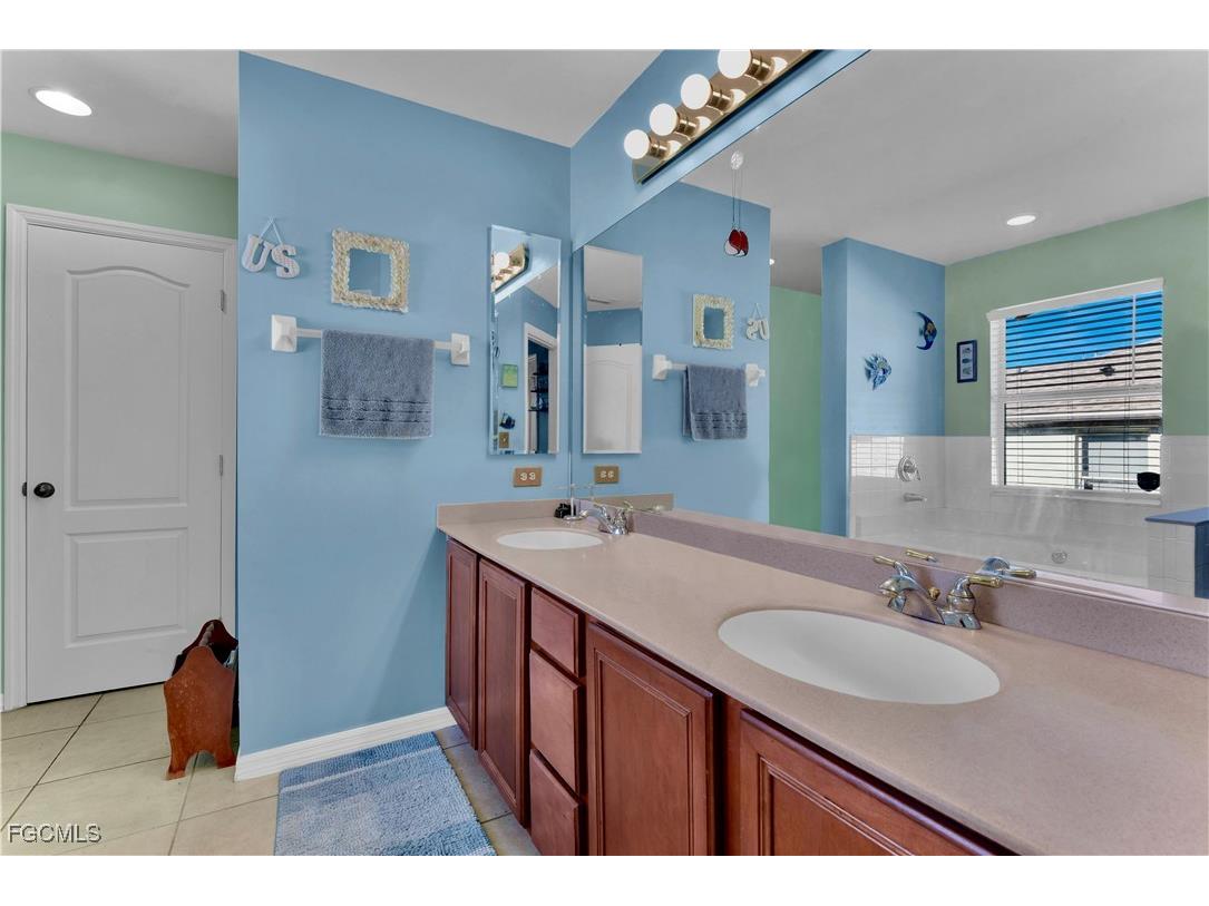 277 Grant Boulevard Lehigh Acres FL 33974 2025025619 image11