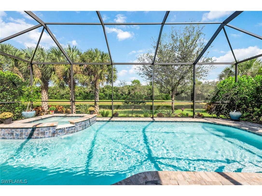 2770 Aviamar Circle Naples FL 34114 223074628 image1