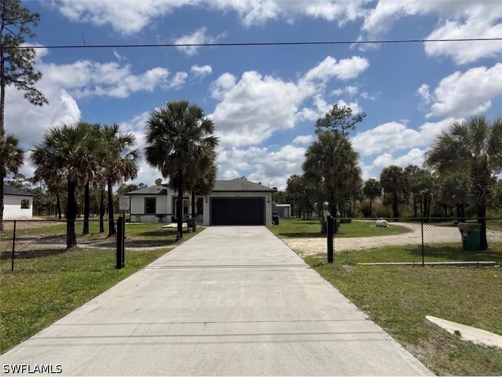 2772 38th Avenue SE Naples FL 34117 226023021 image1