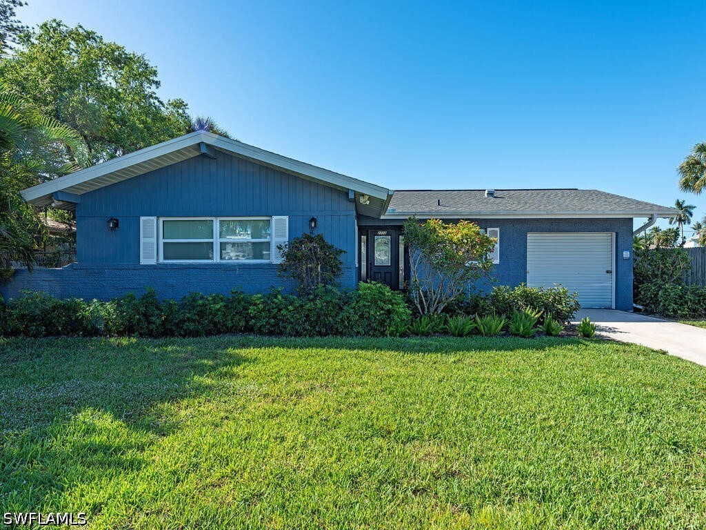 2772 Bayview Drive Naples FL 34112 226012771 image1