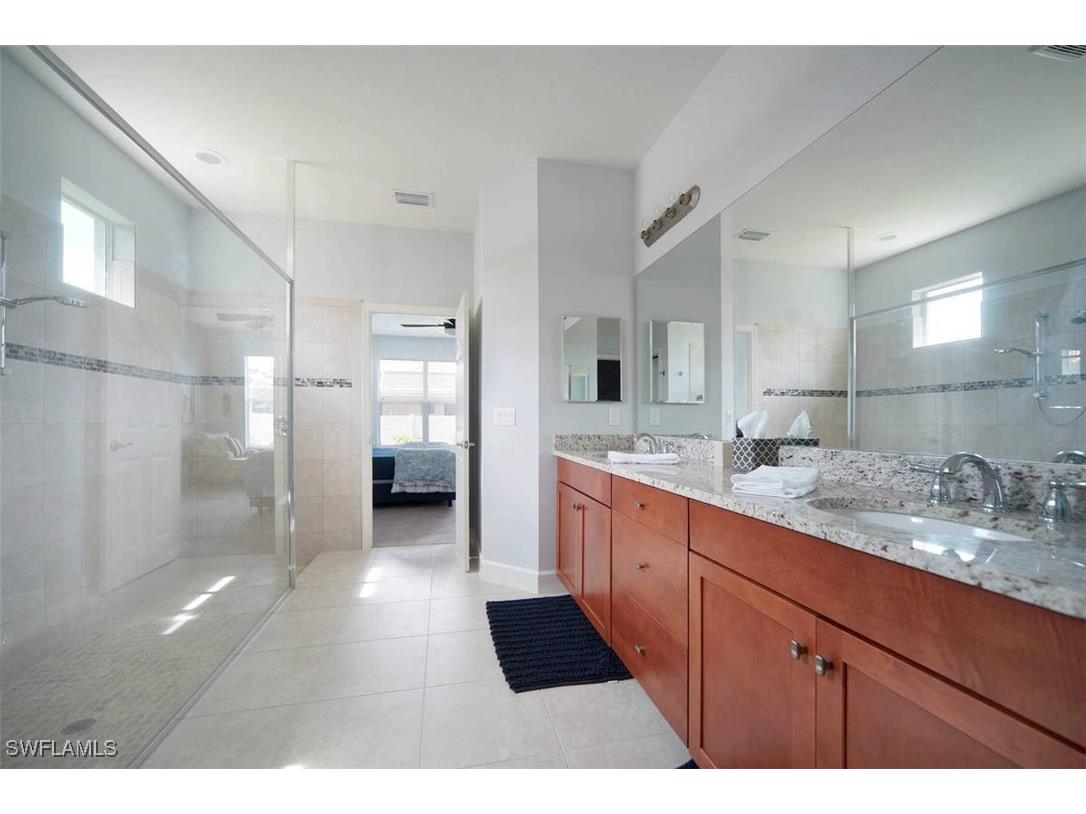 2772 Lambay Court Cape Coral FL 33991 2025001746 image7