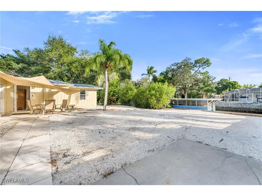 2772 Riverview Drive Naples FL 34112 225082708 image15