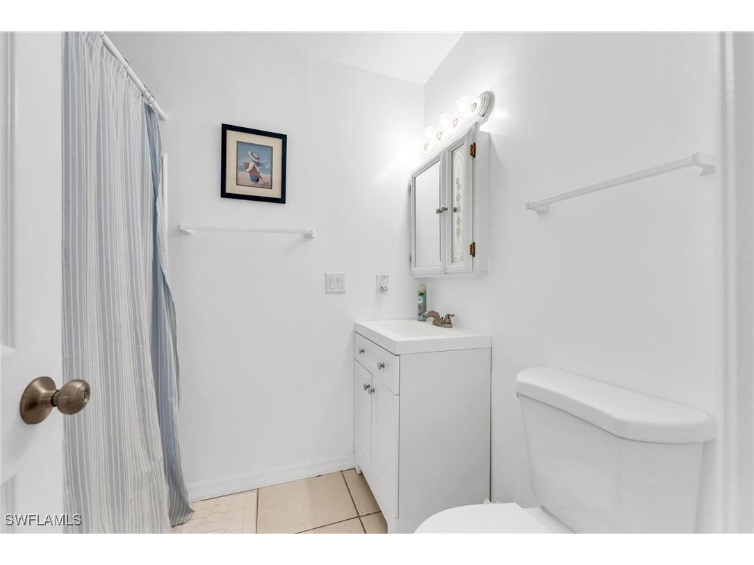 2772 Riverview Drive Naples FL 34112 225083063 image14