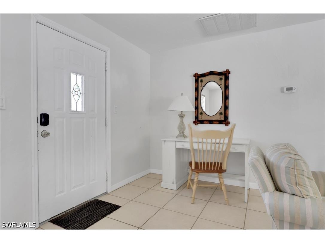 2772 Riverview Drive Naples FL 34112 226019471 image8